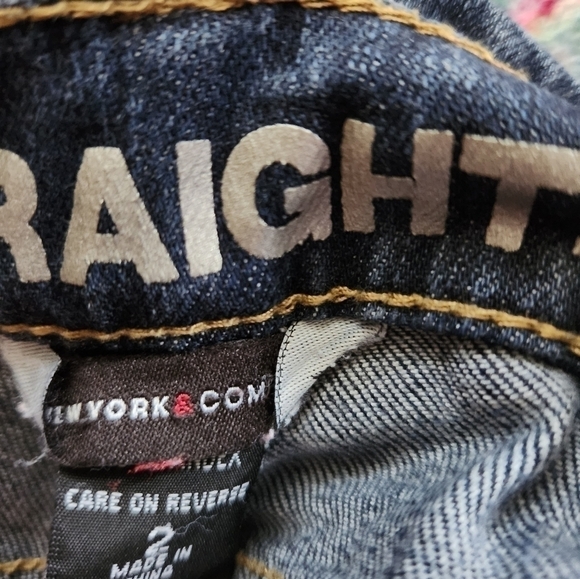 Womens ny &company jeans - Picture 6 of 6